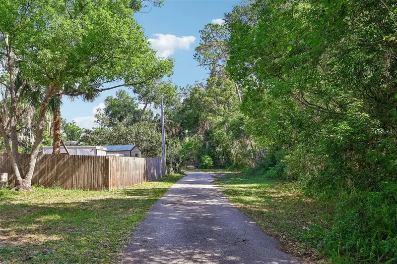 321 E 11th Ave, FL