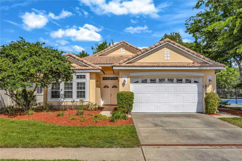 414 Fairlane Dr, FL