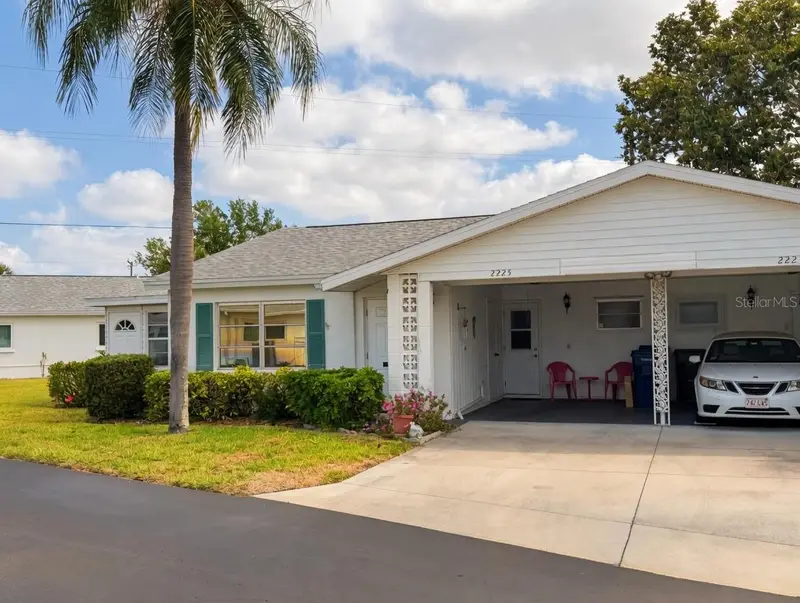 2225 Orange Blossom Ln, FL