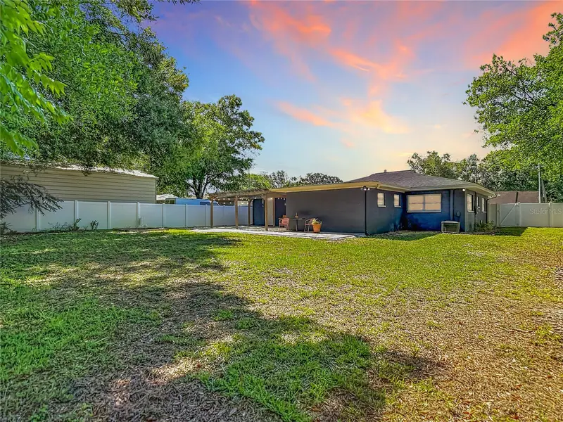 135 Connie Ave, FL