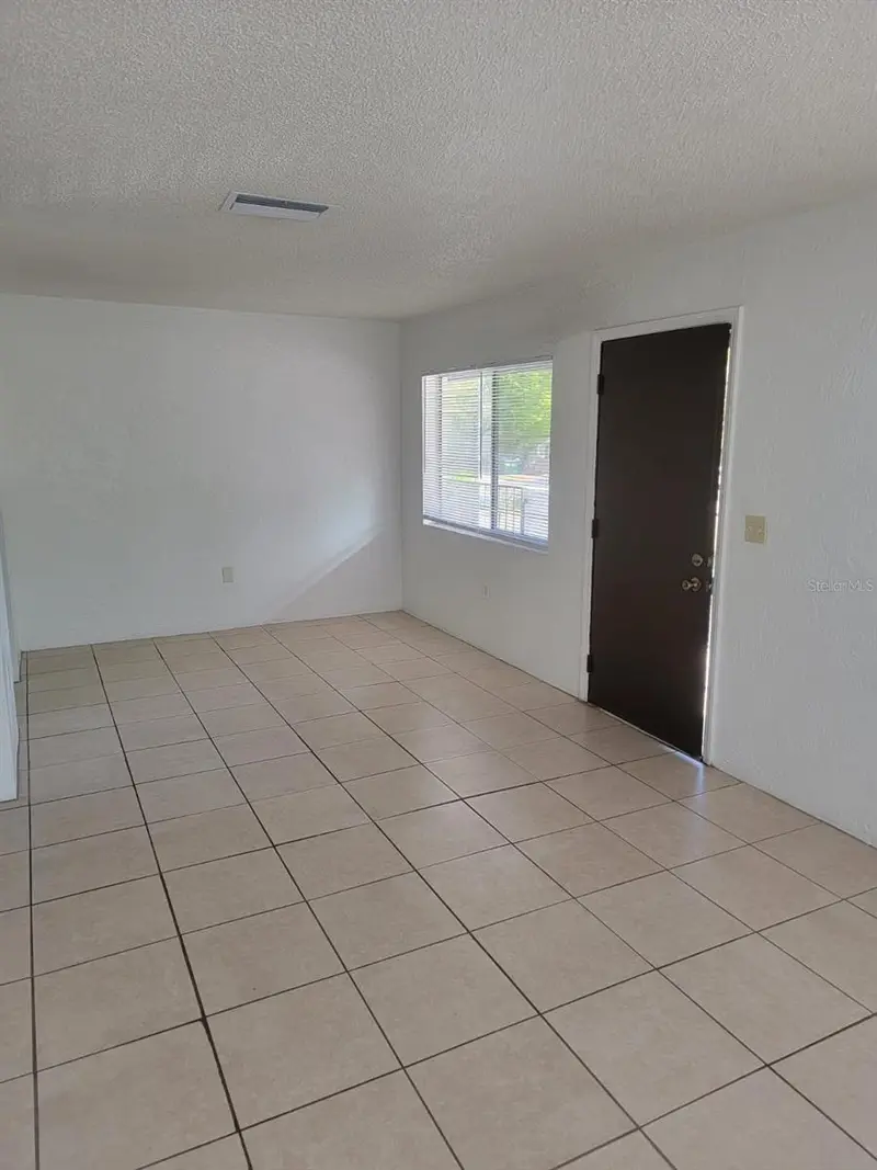 1216 Kennedy Rd #4, FL