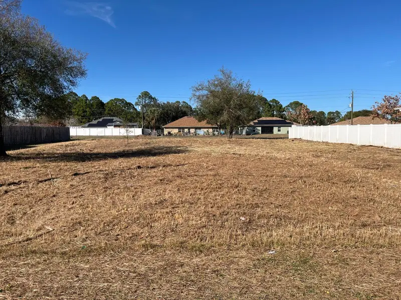 1181 Altamira St Nw, FL