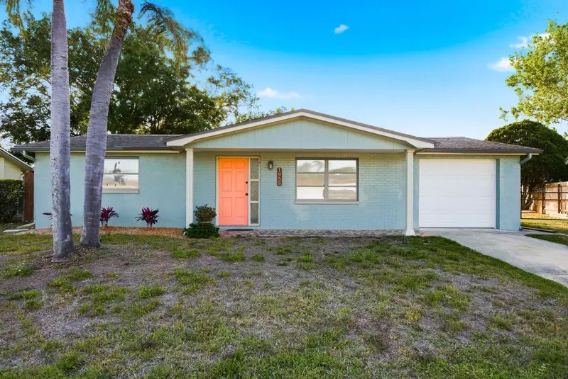 1958 Essex Dr, FL