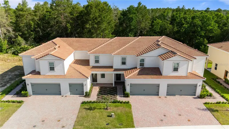 563 Bay Leaf Dr, FL
