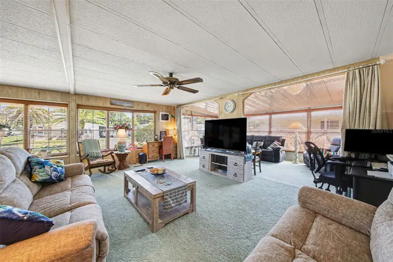 732 Dove Ave, FL