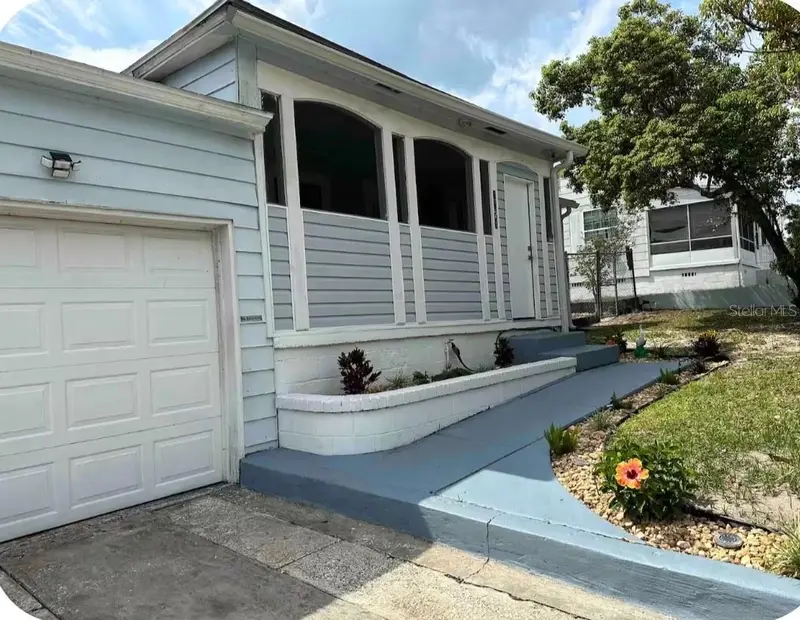1371 Lakeview Dr, FL