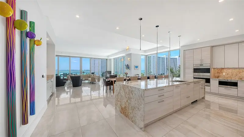 401 Quay Commons #505, FL