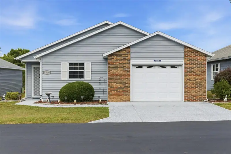 37407 Teaberry Loop, FL