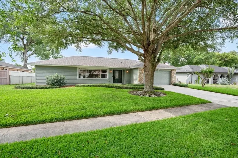4856 Whistler Dr, FL