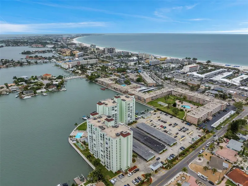 400 64th Ave #907 W, FL