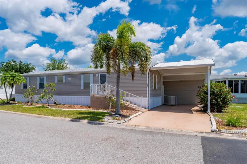 1000 Kings Hwy #101, FL
