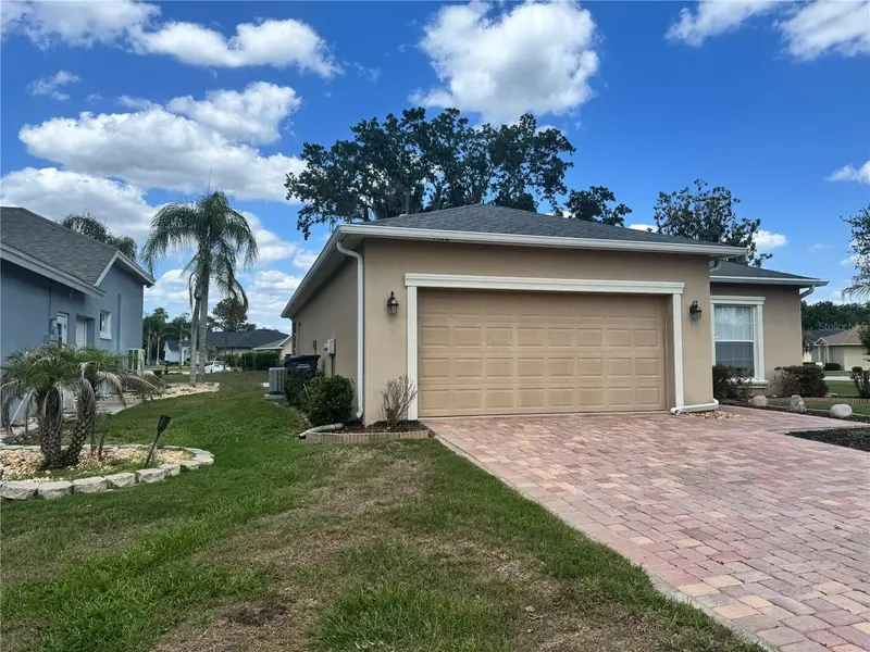 4456 Winding Oaks Cir, FL