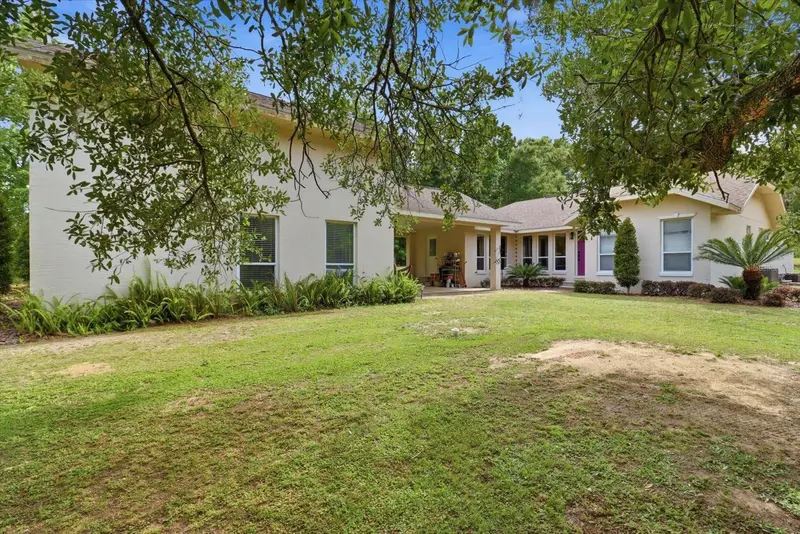 5900 S Magnolia Ave, FL