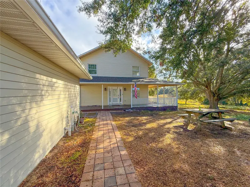 2827 Sanctuary Ln, FL
