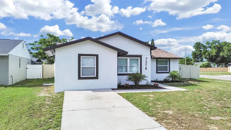 7218 Lunita Ct, FL