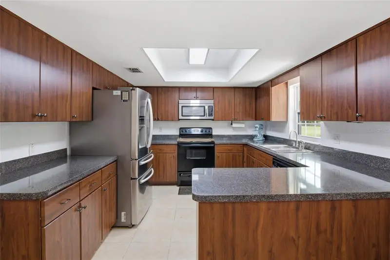 212 S Jumper Dr S, FL