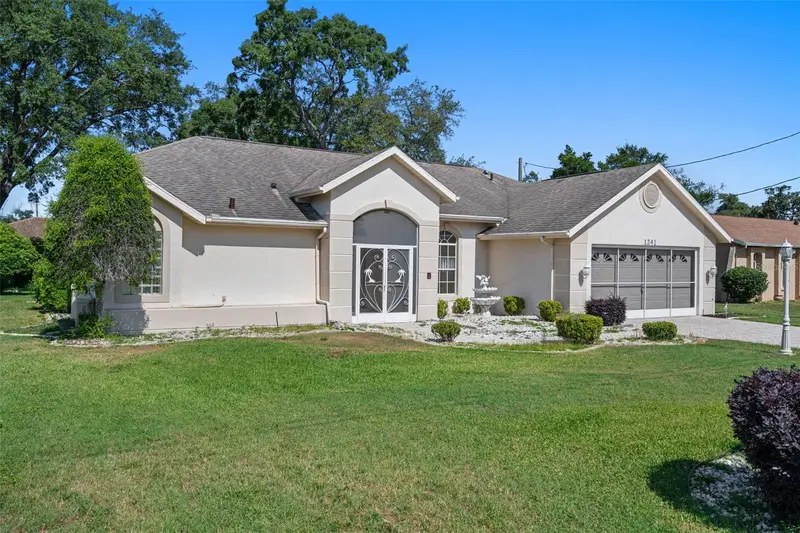1241 Persian Ave, FL