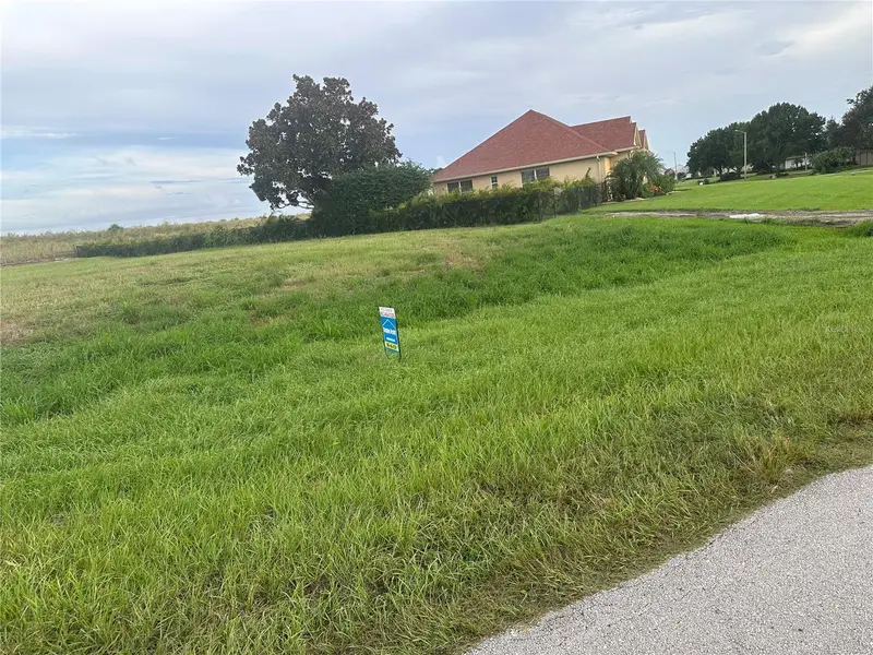 529 Sunset Pointe Dr, FL