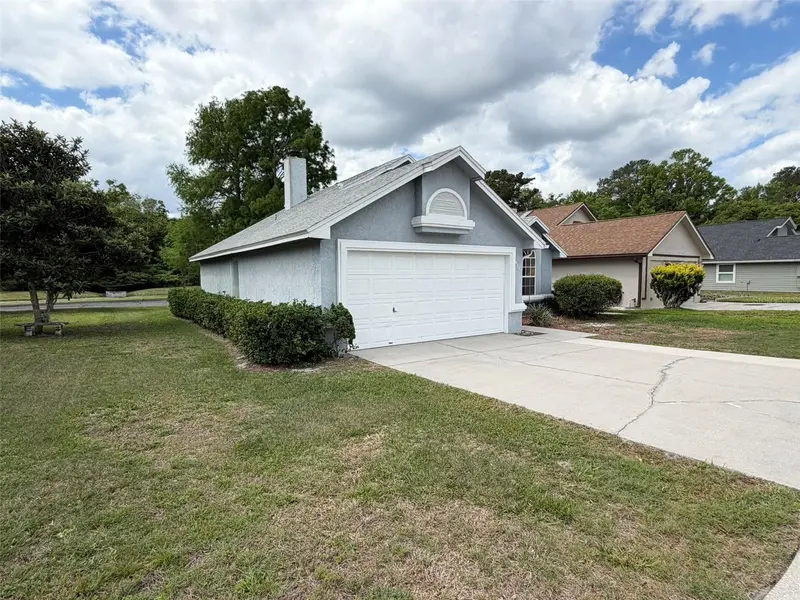 625 Remington Oak Dr, FL