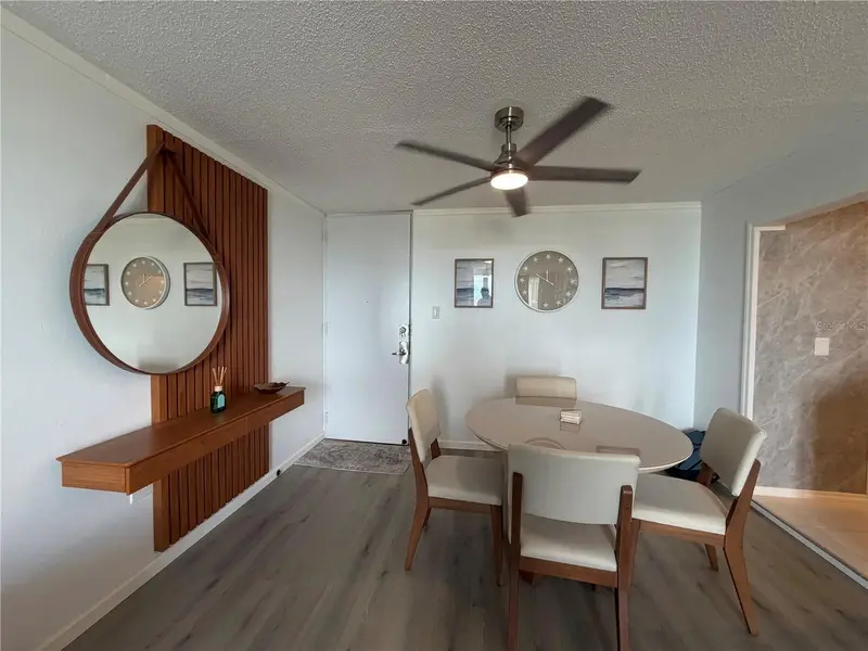 190 Marginal Los Angeles #8, PR