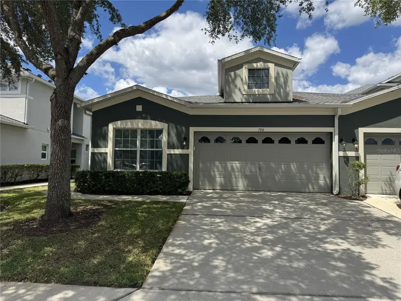 788 Featherstone Ln, FL