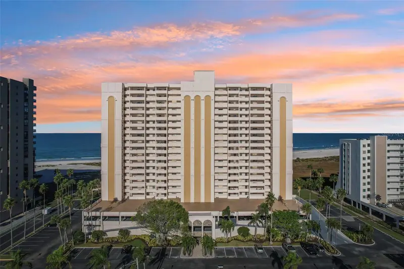 1270 Gulf Blvd #701, FL