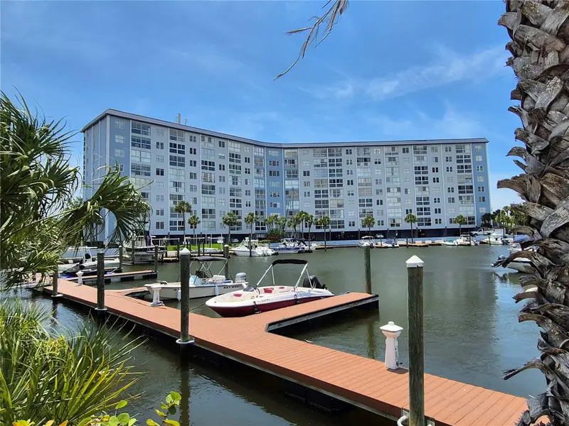 4939 Floramar Ter #203, FL
