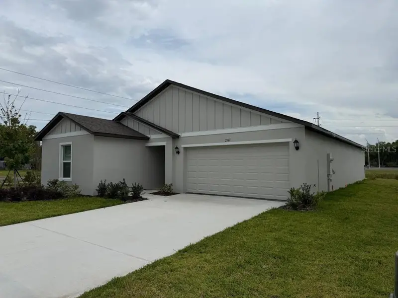 2167 Lone Oak Ln, FL