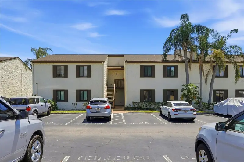724 115 Ave N #2205, FL