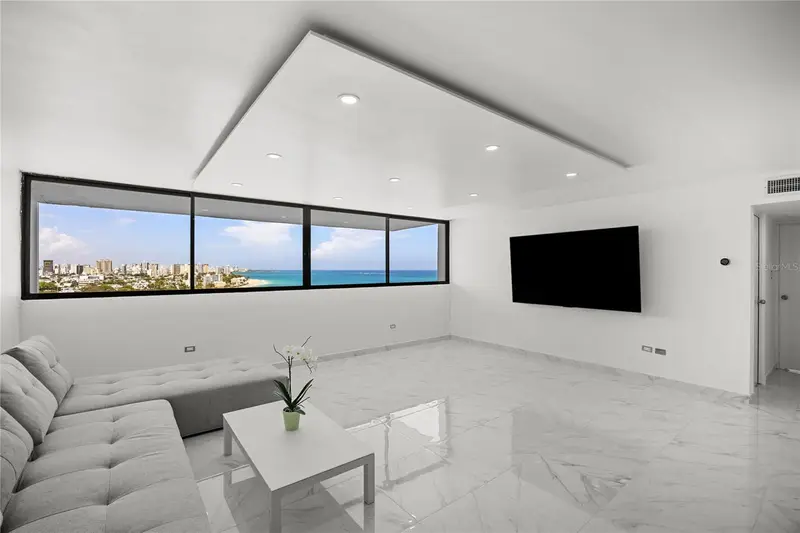 2306 Laurel #12f, PR