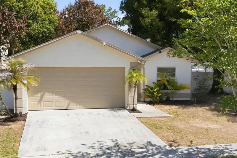2116 Intervista Ln, FL