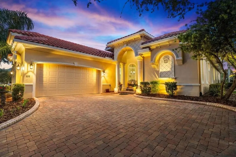 102 Lagare St, FL