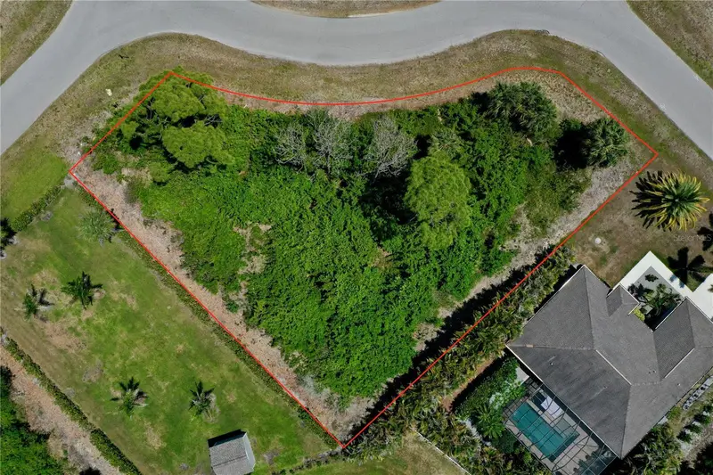 125 Australian Dr, FL