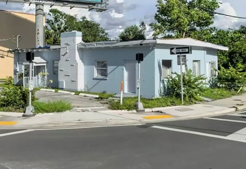 904 7th Ave E, FL