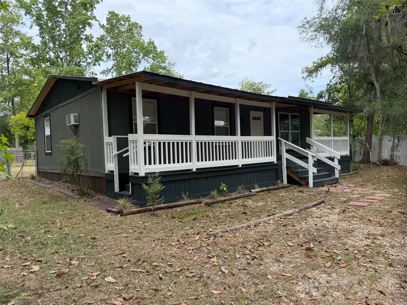8732 Cr 647 S, FL