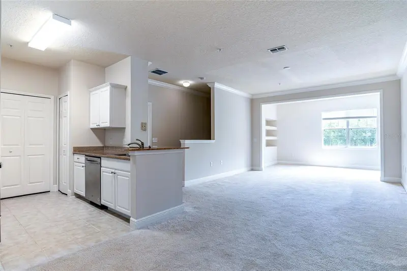 417 Southern Pecan Cir #205, FL