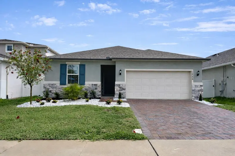 1225 Fox Hedge Ln, FL