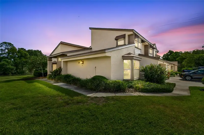 2318 Village Green Blvd, FL