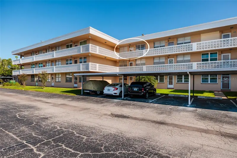 4915 Bay St Ne #331, FL