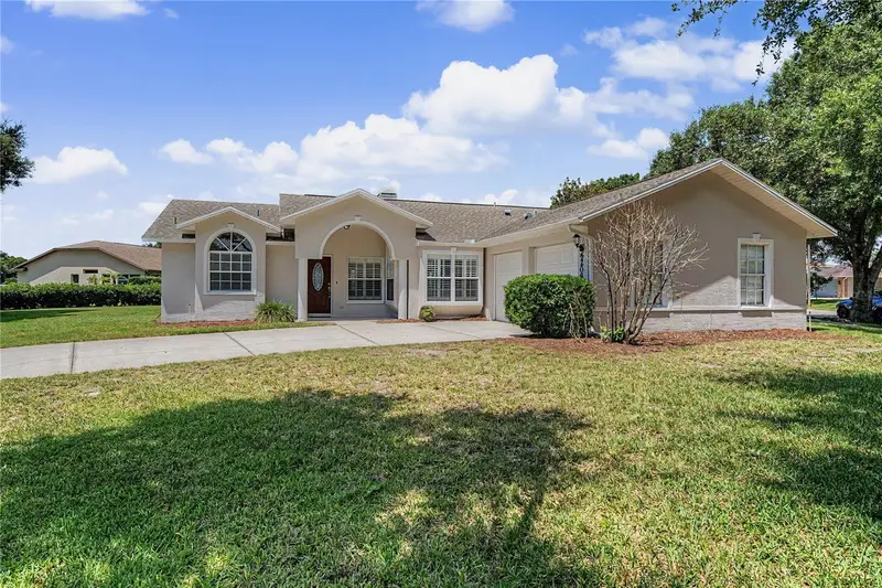 6208 Huntington Drive, FL