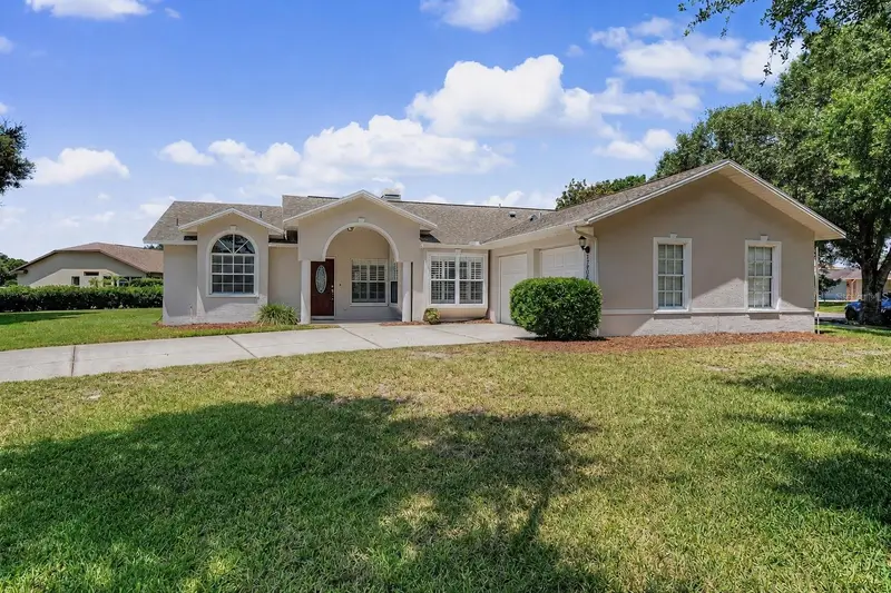6208 Huntington Drive, FL