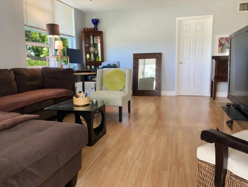 9080 Lime Bay Blvd #307, FL