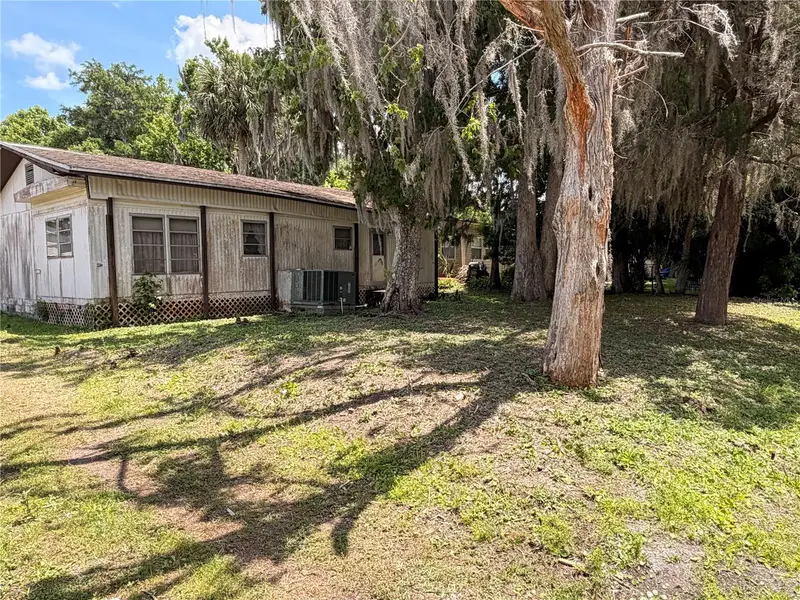 56340 Acorn Rd, FL
