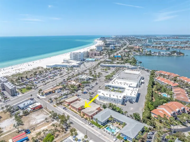 121 46th Ave #1g, FL