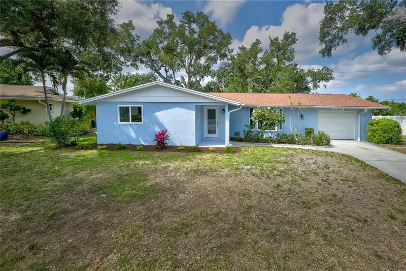 3024 Chase Cir, FL
