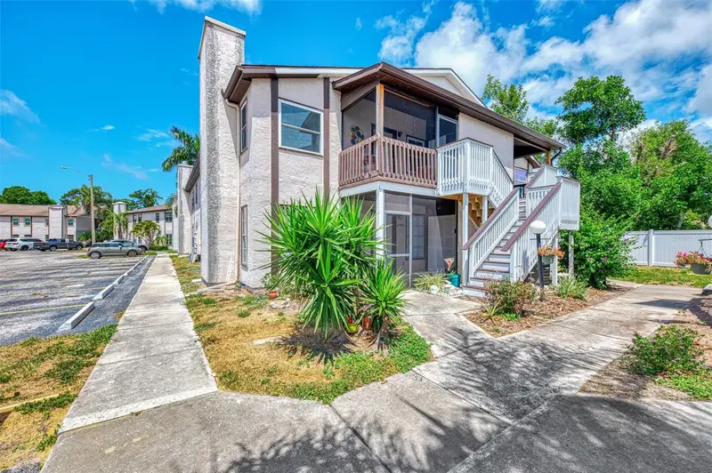 3768 59th Ave W #3768, FL
