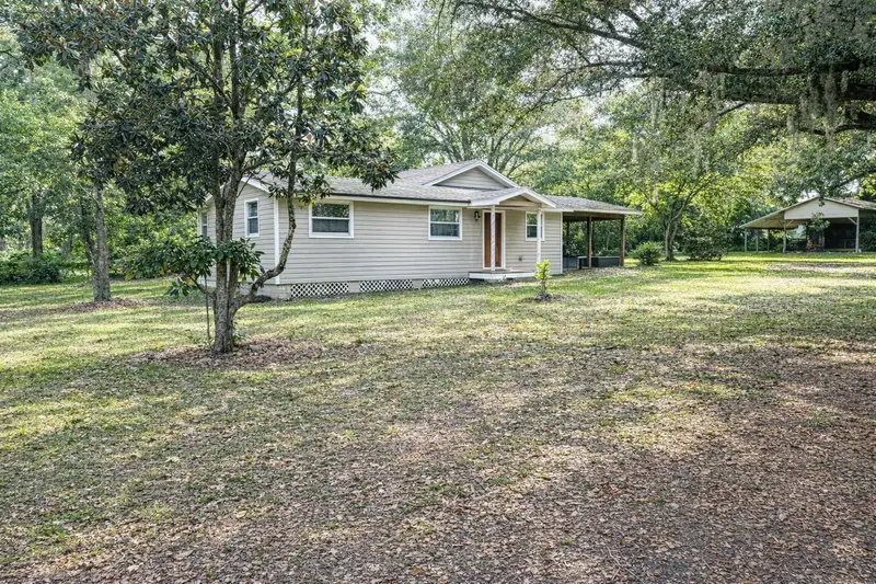 10019 Curley Rd, FL