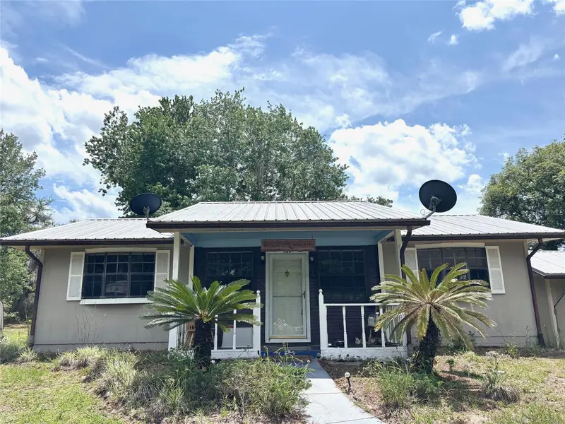 333 Riviera Dr, FL