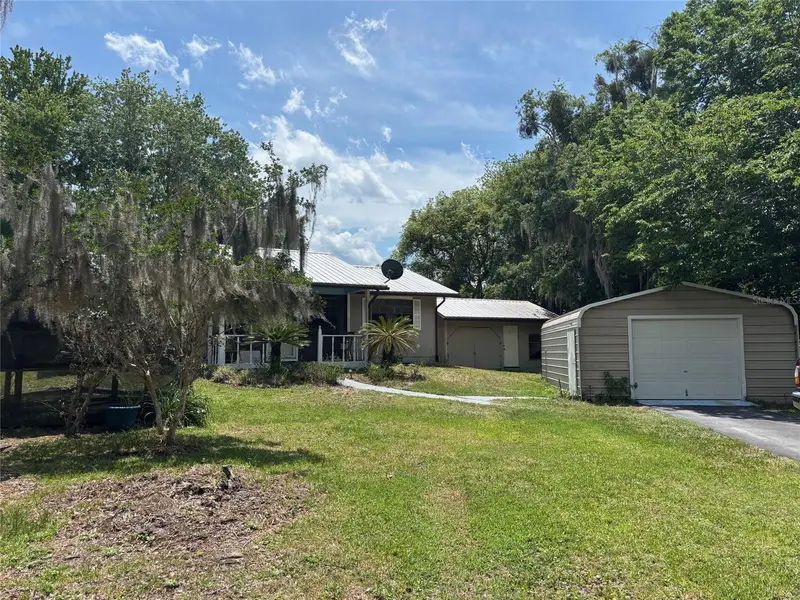 333 Riviera Dr, FL
