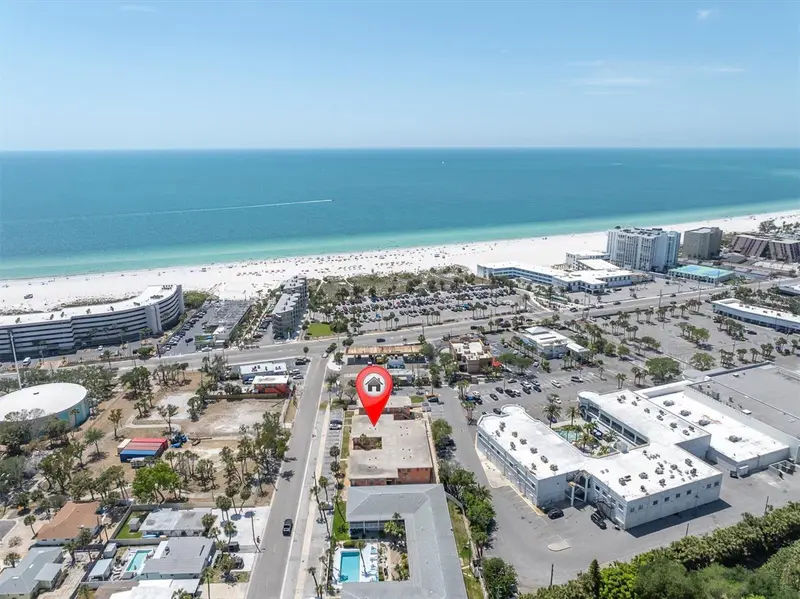 121 46th Ave #2a, FL